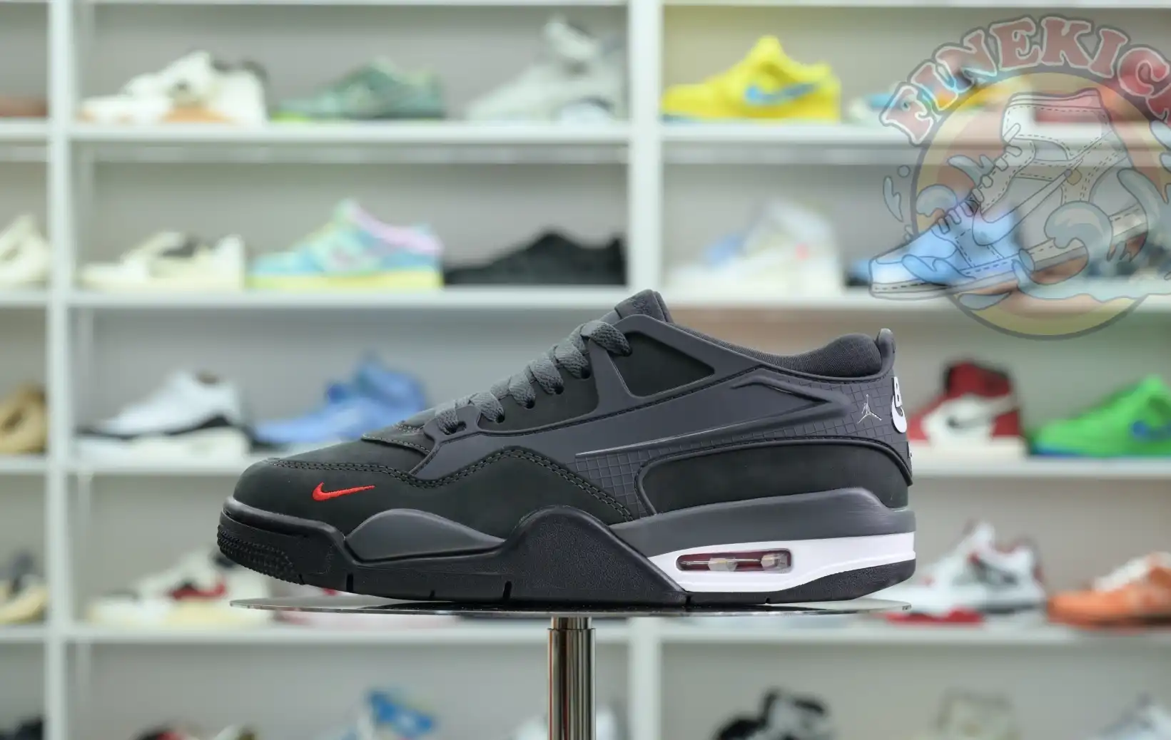 Nigel Sylvester x Jordan Air Jordan 4 RM SP “Anthracite”