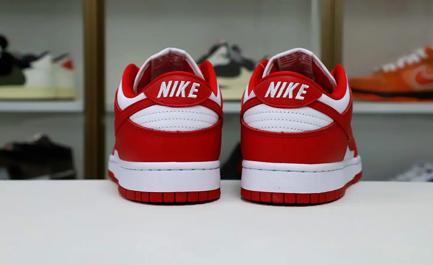 hype DUNK LOW SP RED