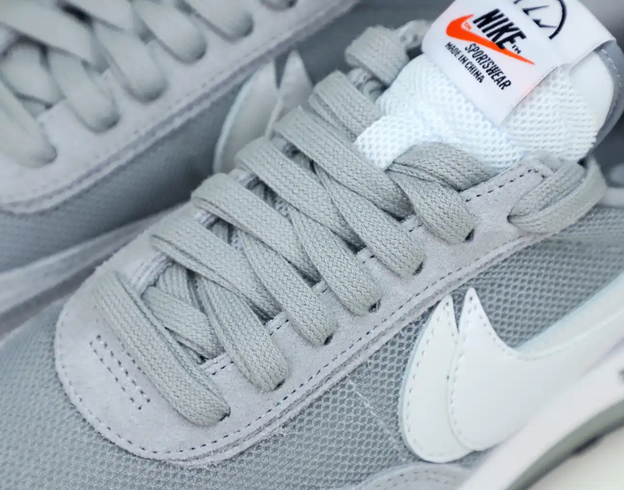 hype FRAGMENT DESIGN X SACAI X LDV WAFFLE 'LIGHT SMOKE GREY'