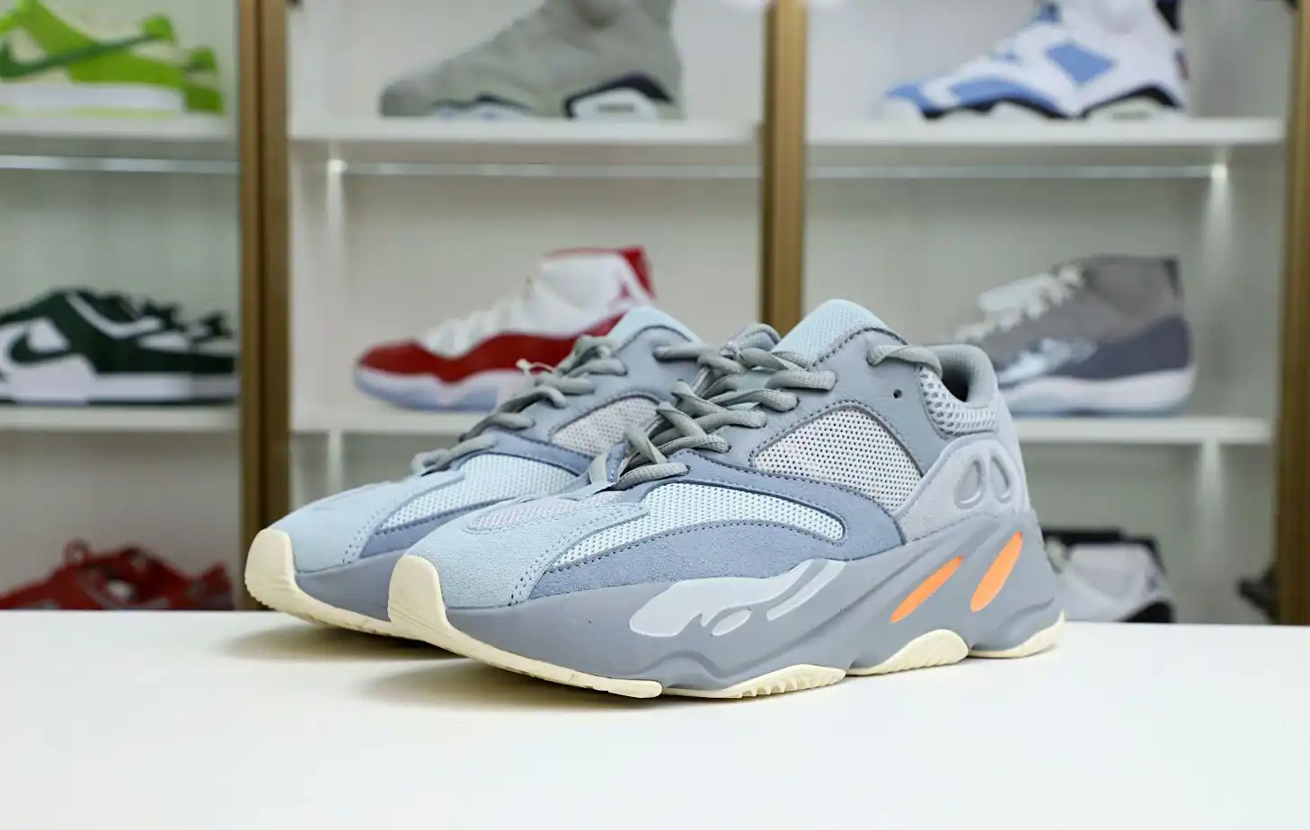 hype YEEZY BOOST 700 'INERTIA'