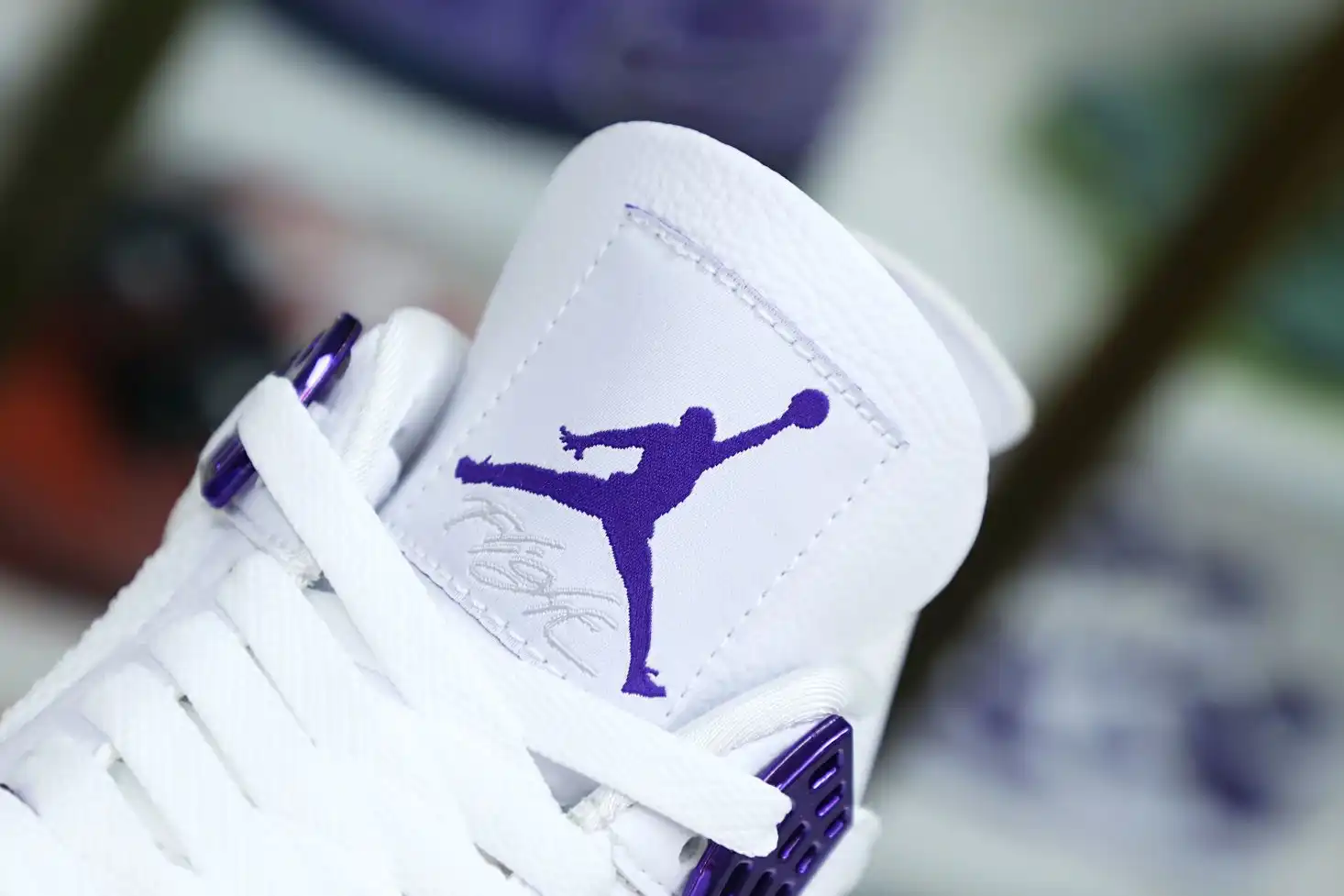 AIR JORDAN 4 PURPLE METALLIC