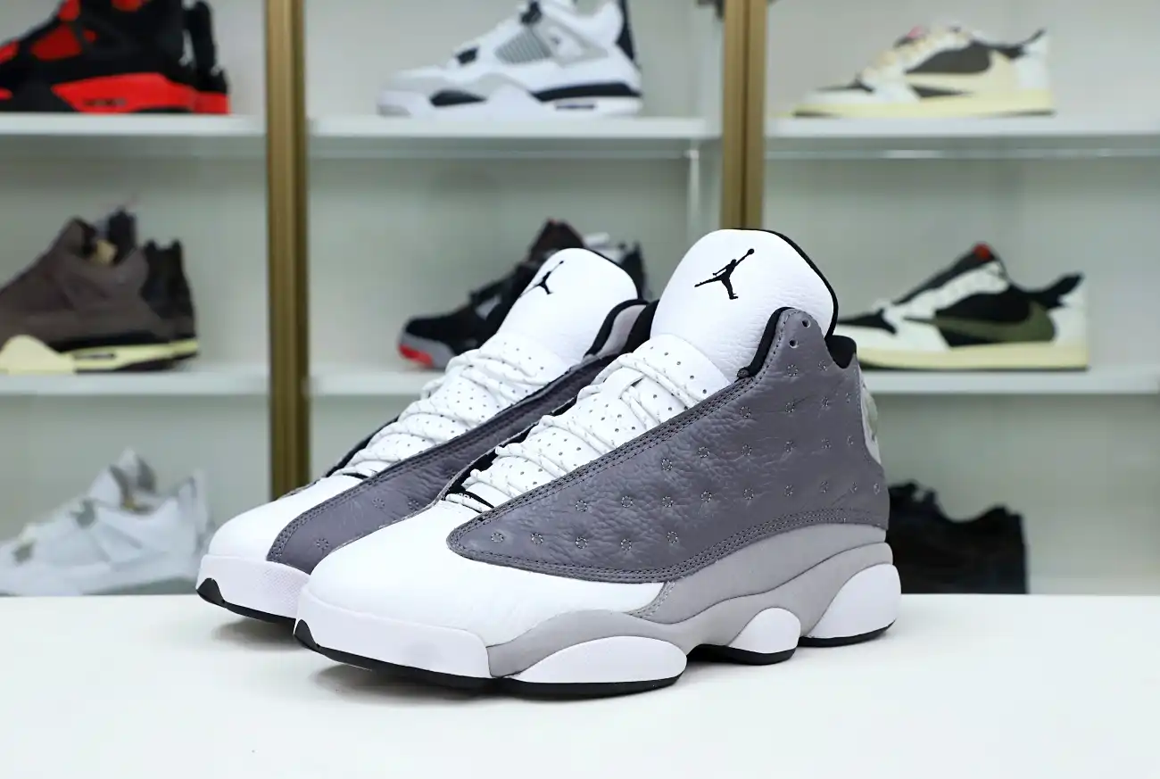 AIR JORDAN 13 RETRO 'ATMOSPHERE GREY' -414571-016