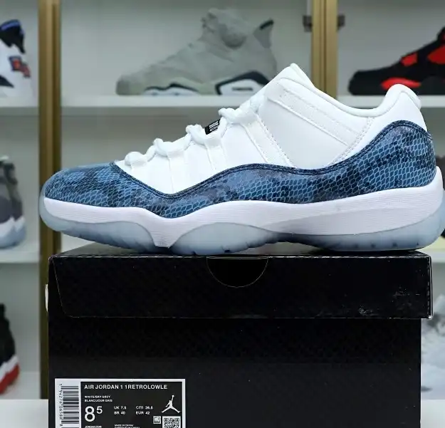 Jordan Air Jordan 11 “navy snakeskin”