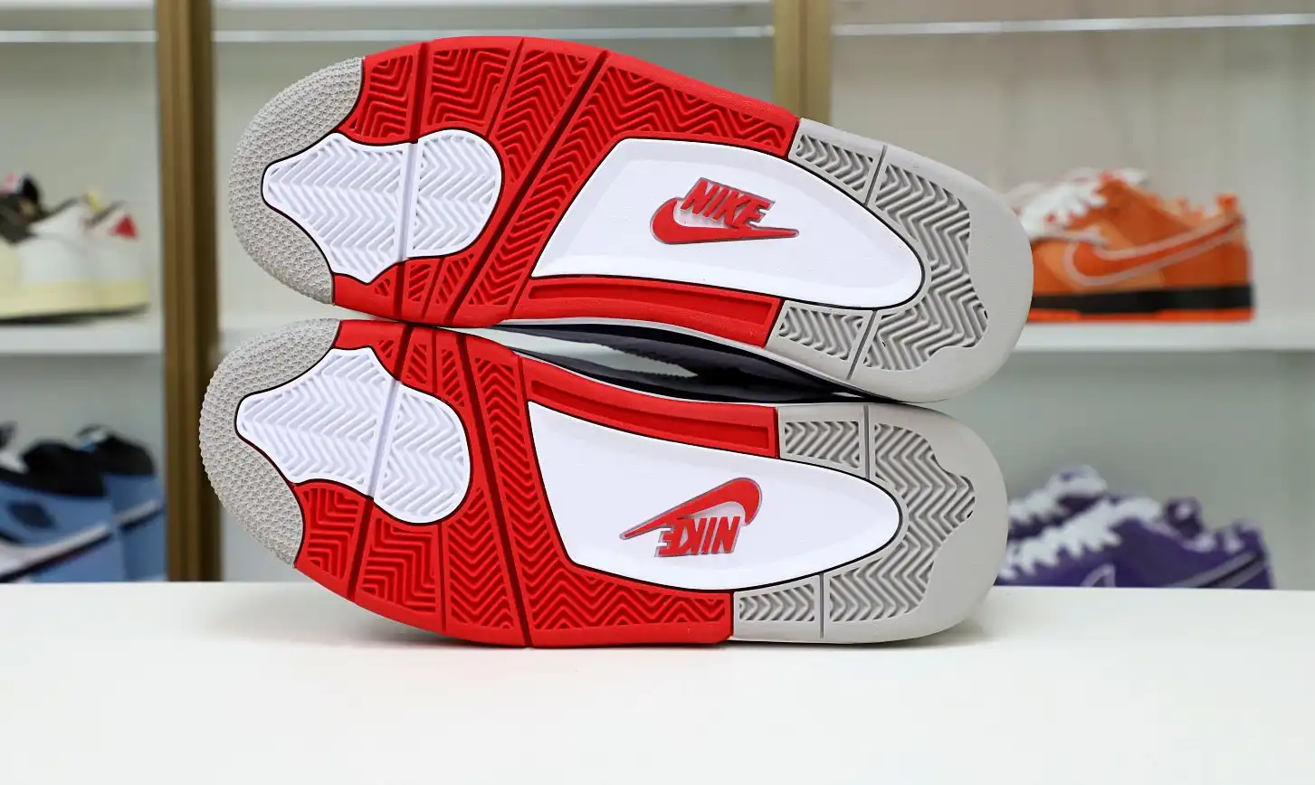 AIR JORDAN 4 RETRO 'FIRE RED' 2012