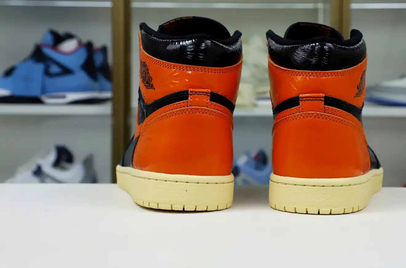 AIR JORDAN 1 RETRO HIGH OG 'SHATTERED BACKBOARD 3.0'