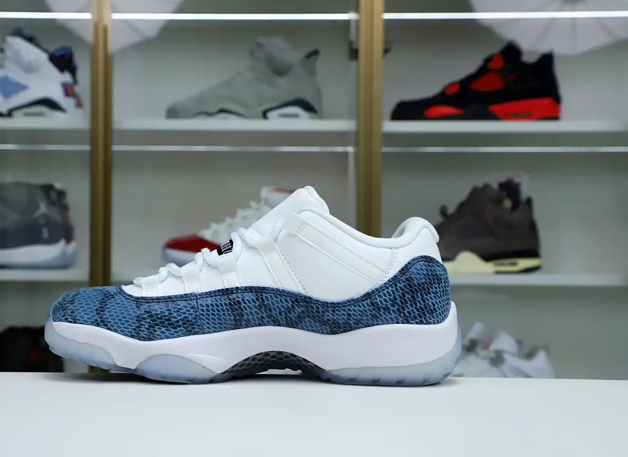 Jordan Air Jordan 11 “navy snakeskin”