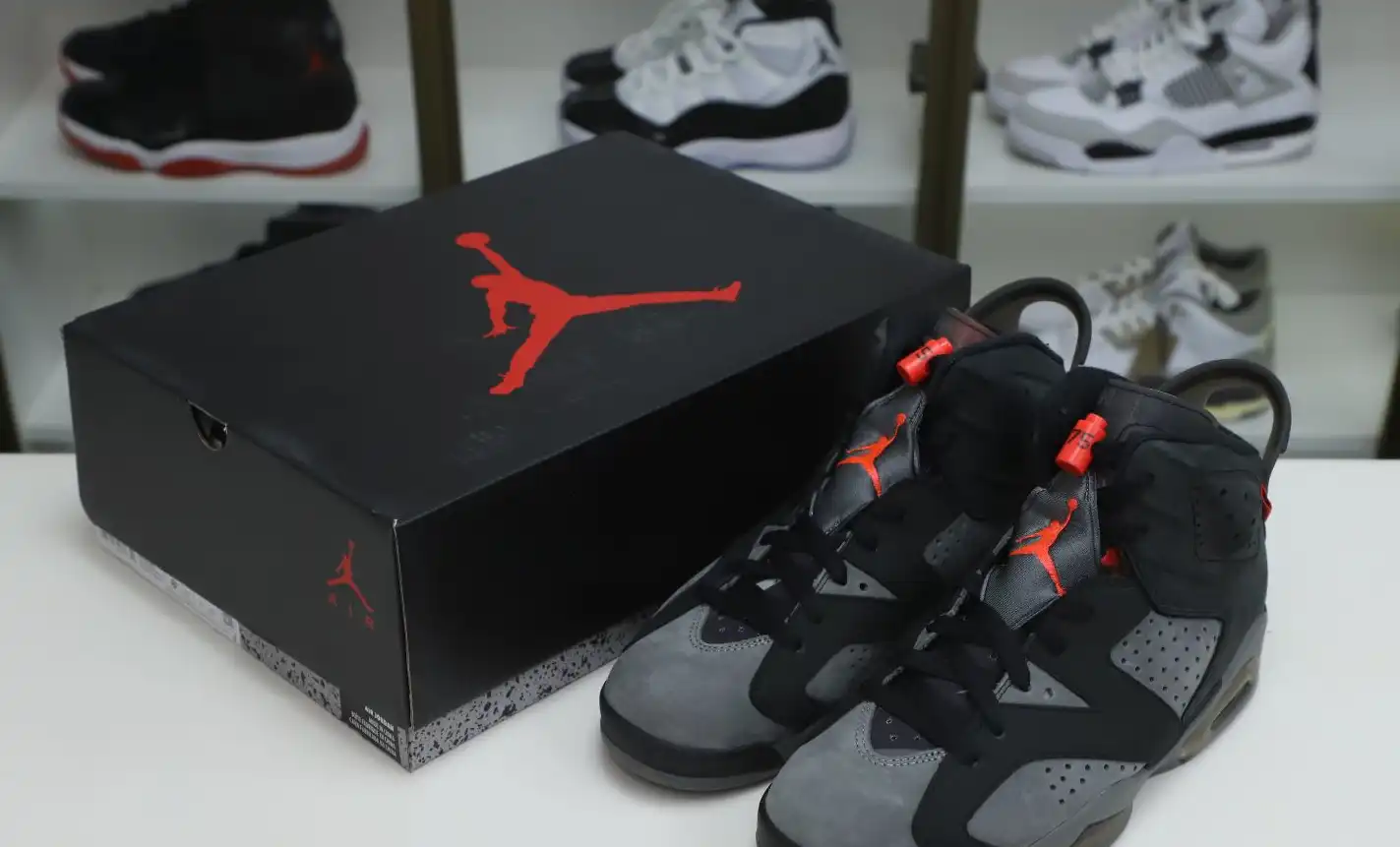 PARIS SAINT-GERMAIN X AIR JORDAN 6 RETRO 'IRON GREY'