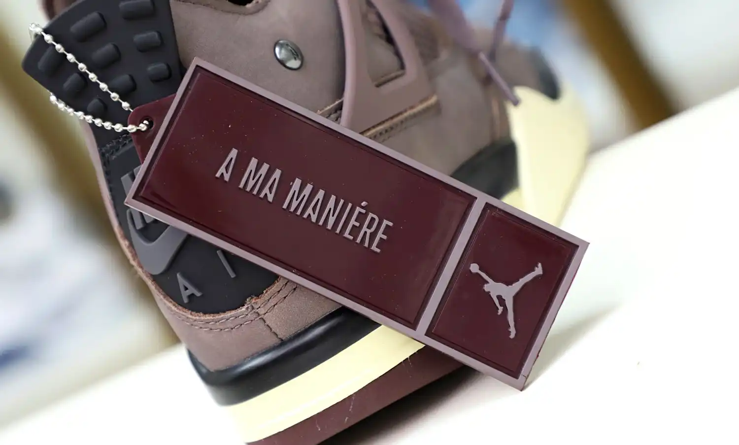 AIR JORDAN 4 AM