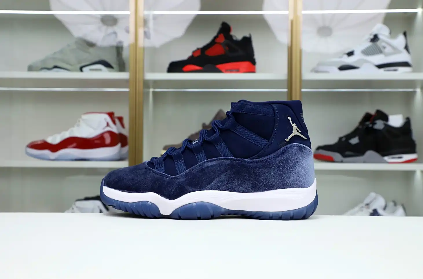 AIR JORDAN 11 RETRO MIDNIGHT NAVY