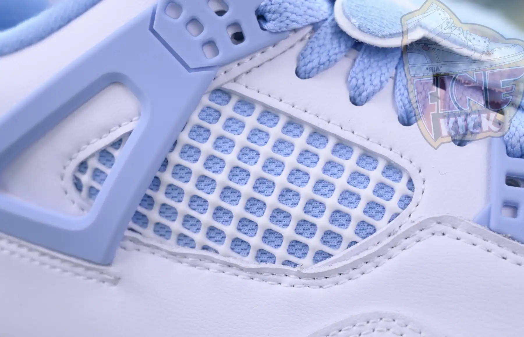 Jordan Air Jordan 4“ALUMINUM”