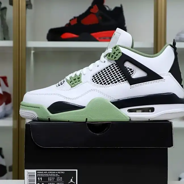 AIR JORDAN 4 "SEAFOAM"