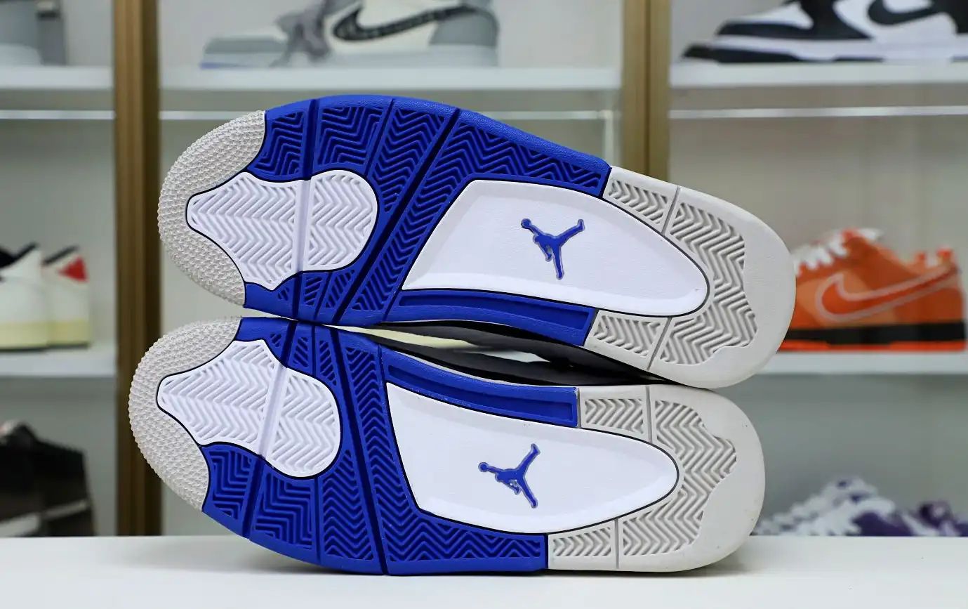 AIR JORDAN 4 RETRO MOTORSPORTS