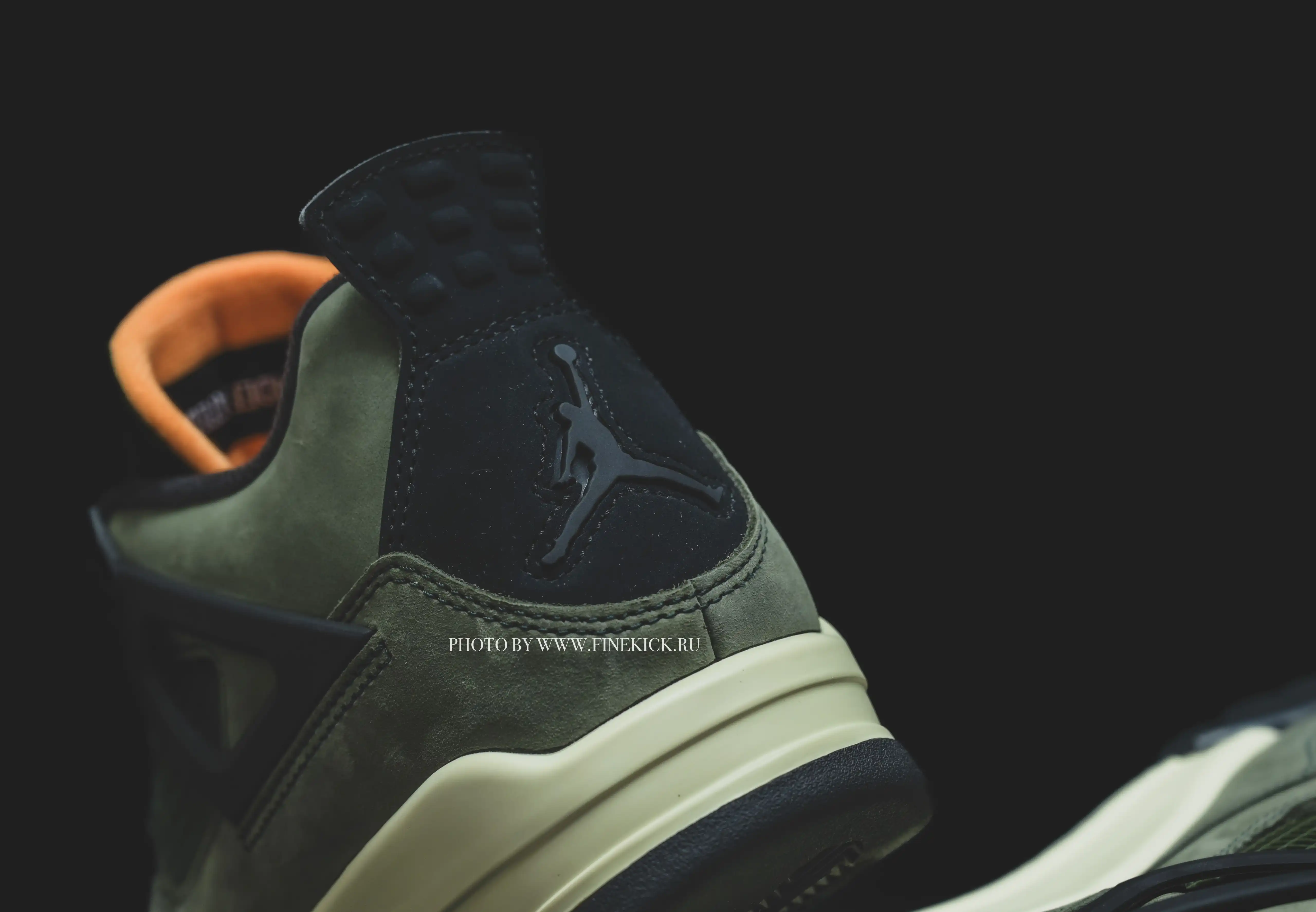 UNDEFEATED x Jordan Air Jordan 4 Retro UNDFTD