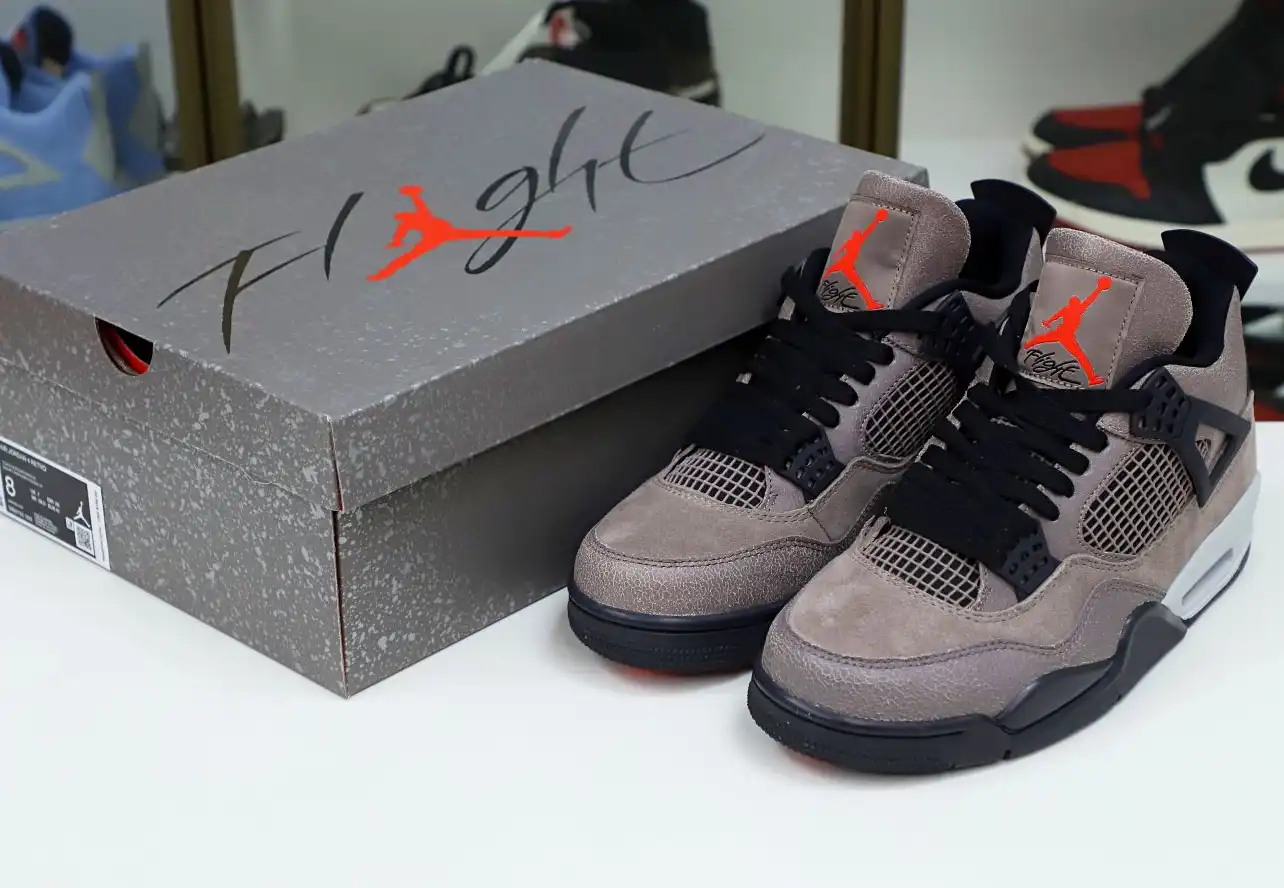 AIR JORDAN 4 RETRO 'TAUPE HAZE'
