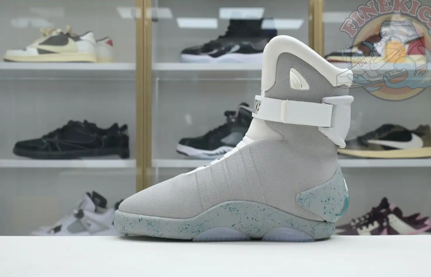 hype Nike Air MAG back to the future 2016