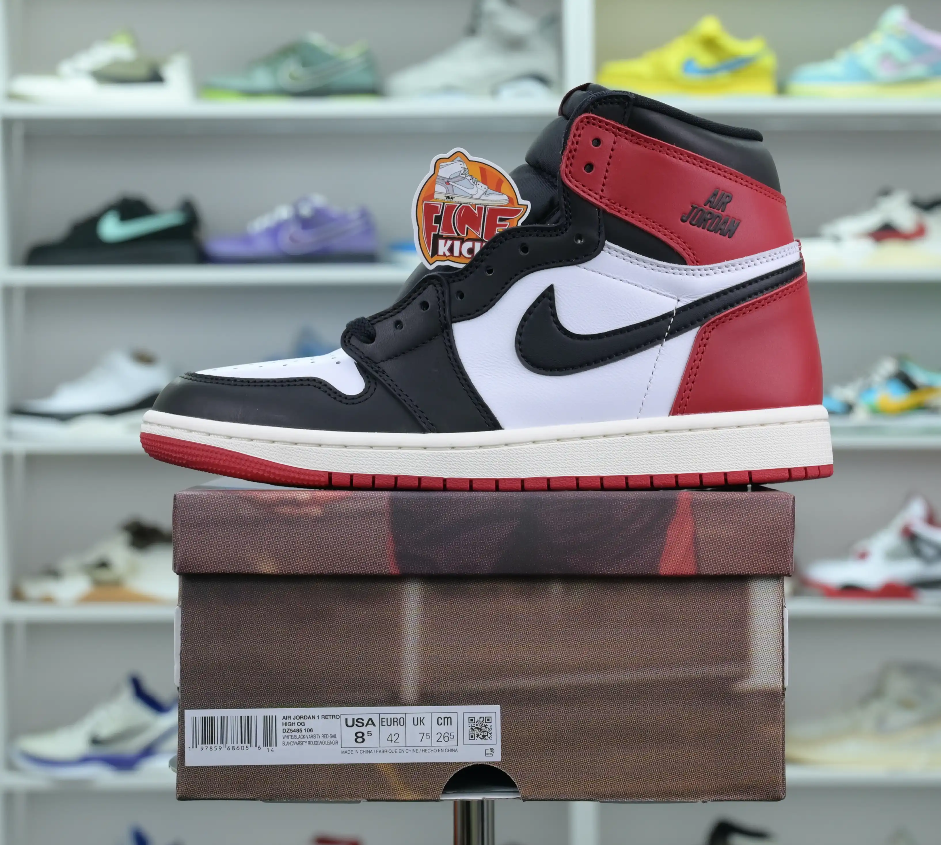 Jordan Air Jordan 1High OG“Black Toe Reimagined”