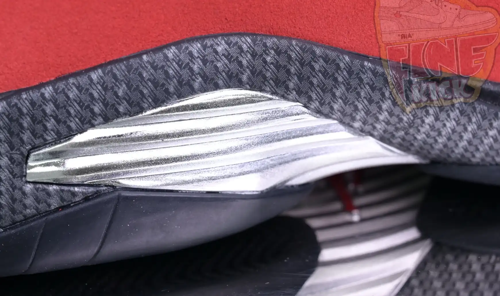 Jordan Air Jordan 14 Retro Ferrari