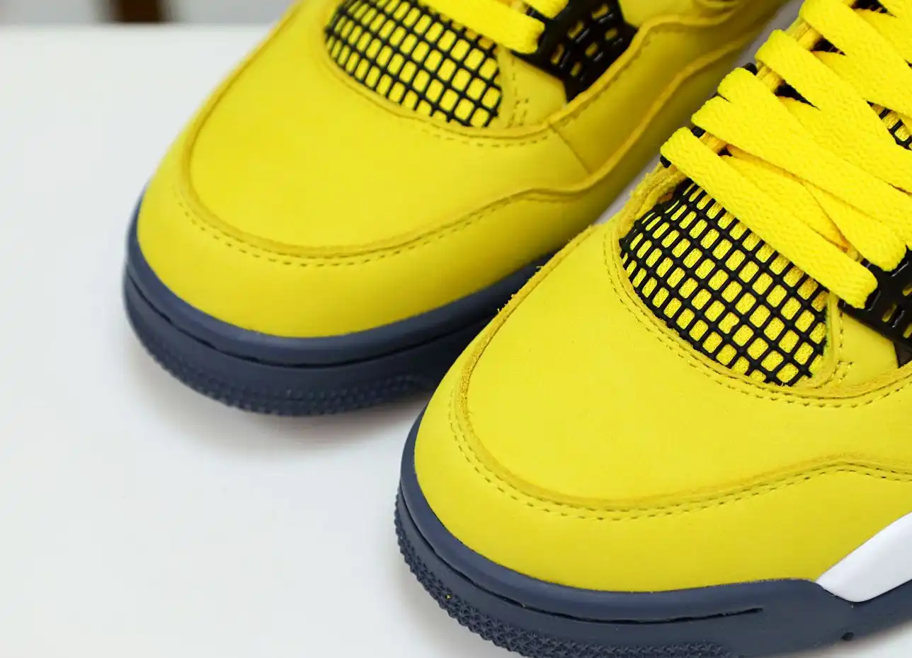 AIR JORDAN AIR JORDAN 4 RETRO 'LIGHTNING' 2021