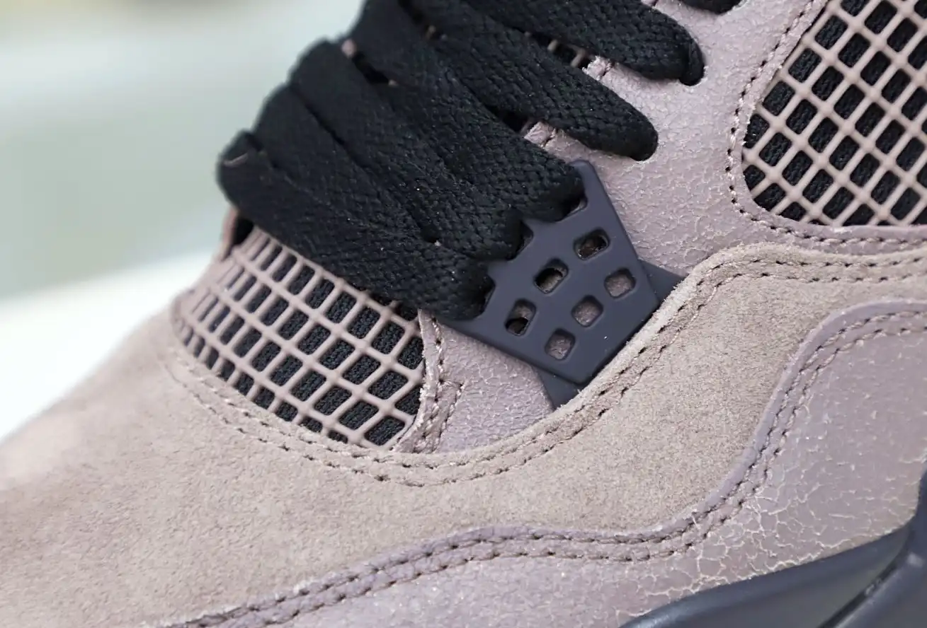AIR JORDAN 4 RETRO 'TAUPE HAZE'