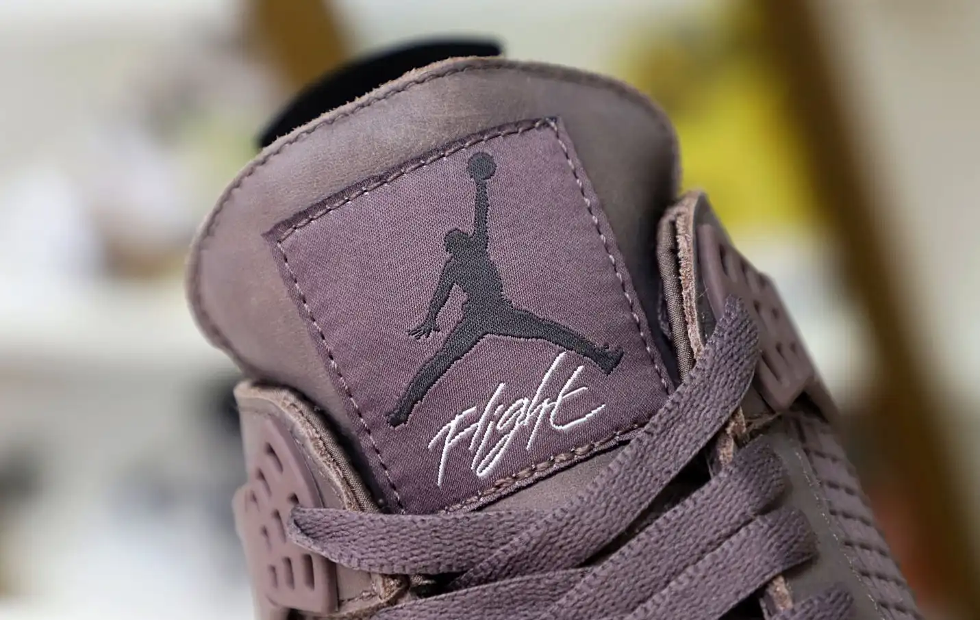 AIR JORDAN 4 AM