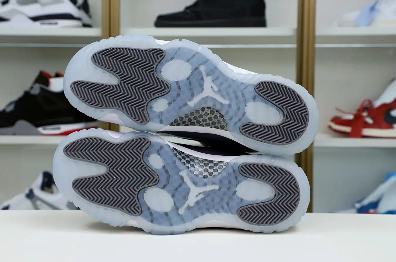 AIR JORDAN 11 RETRO 'COOL GREY' 2021