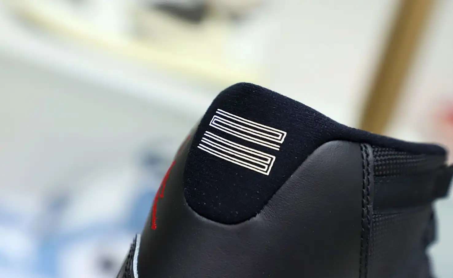AIR JORDAN 11 RETRO 'BRED' 2019