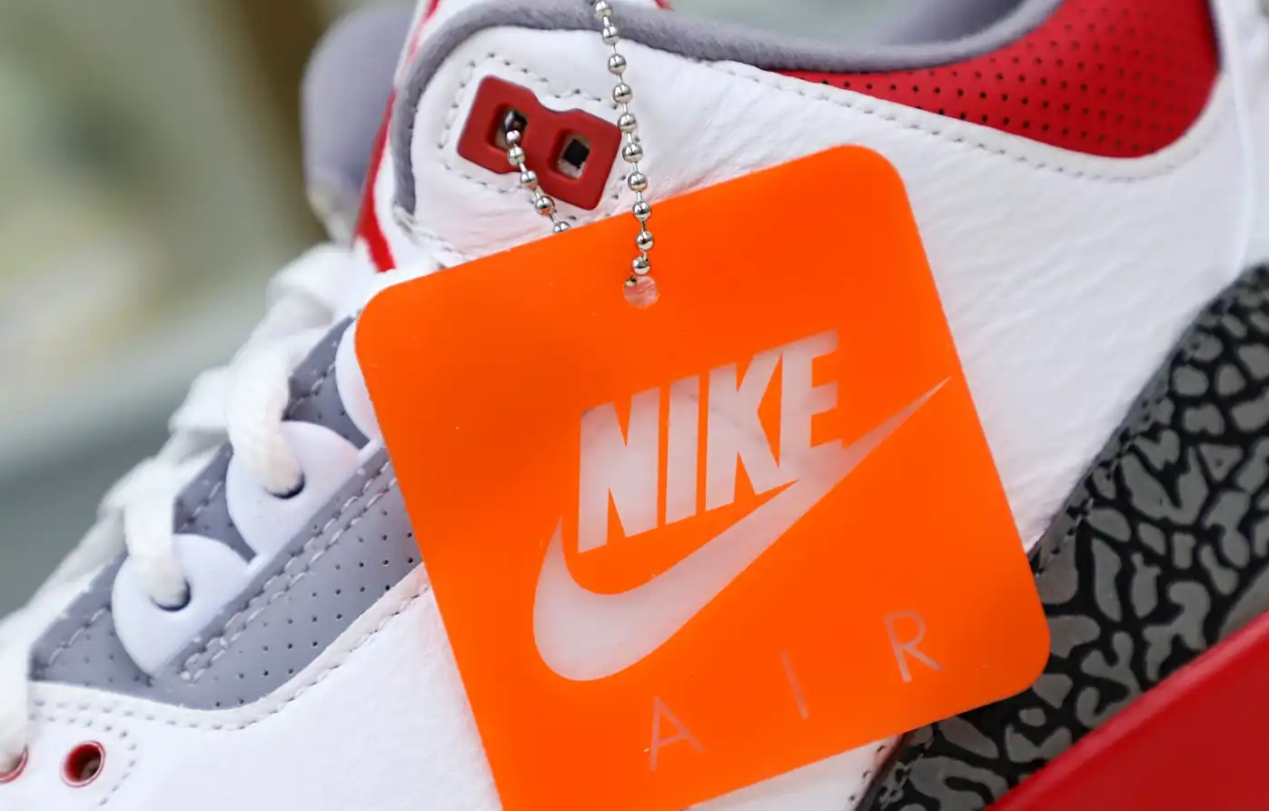 AIR JORDAN 3RETRO