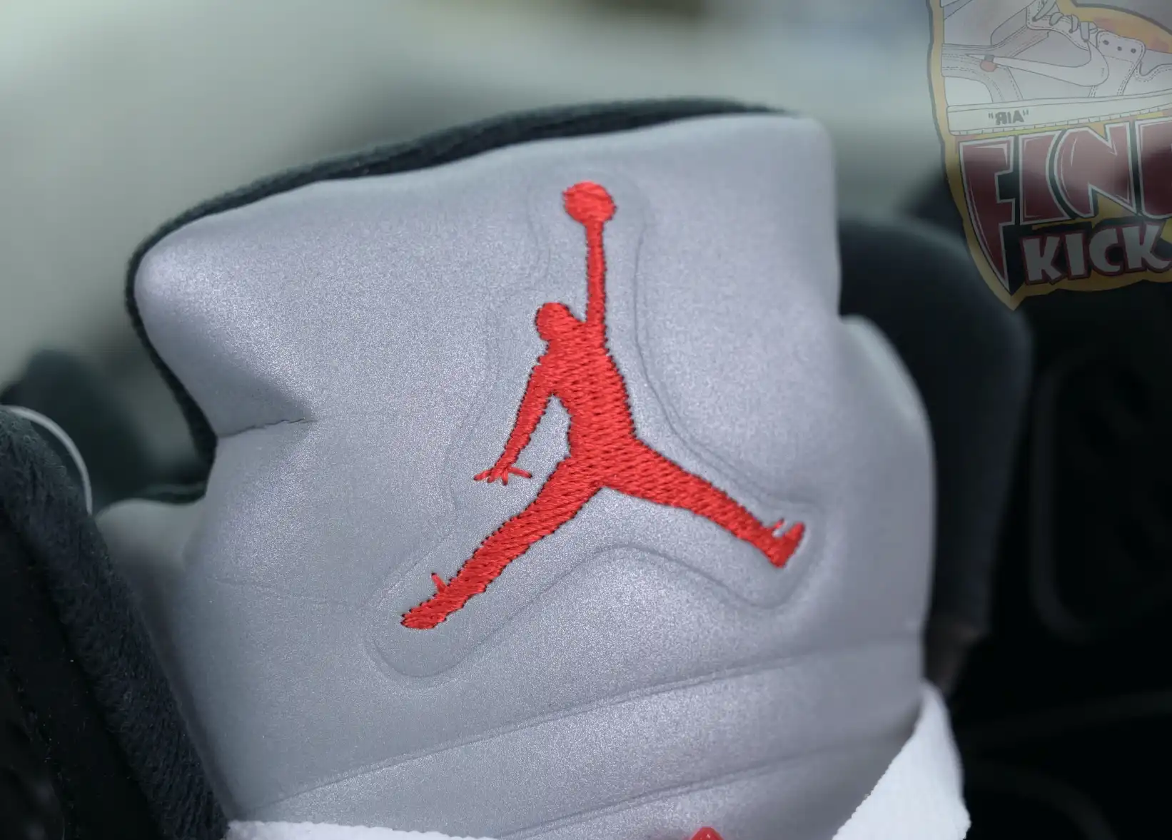Jordan Air Jordan 5“BLACK METALLIC REIMAGINED”