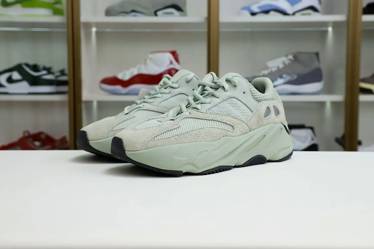 hype YEEZY BOOST 700 SALT