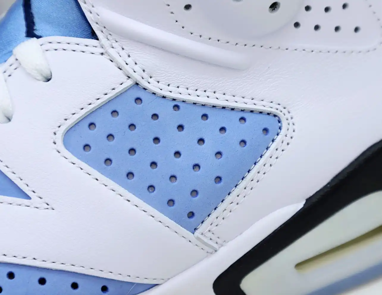AIR JORDAN 6 RETRO 'UNC HOME'