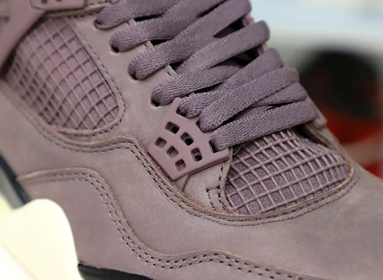 AIR JORDAN 4 AM