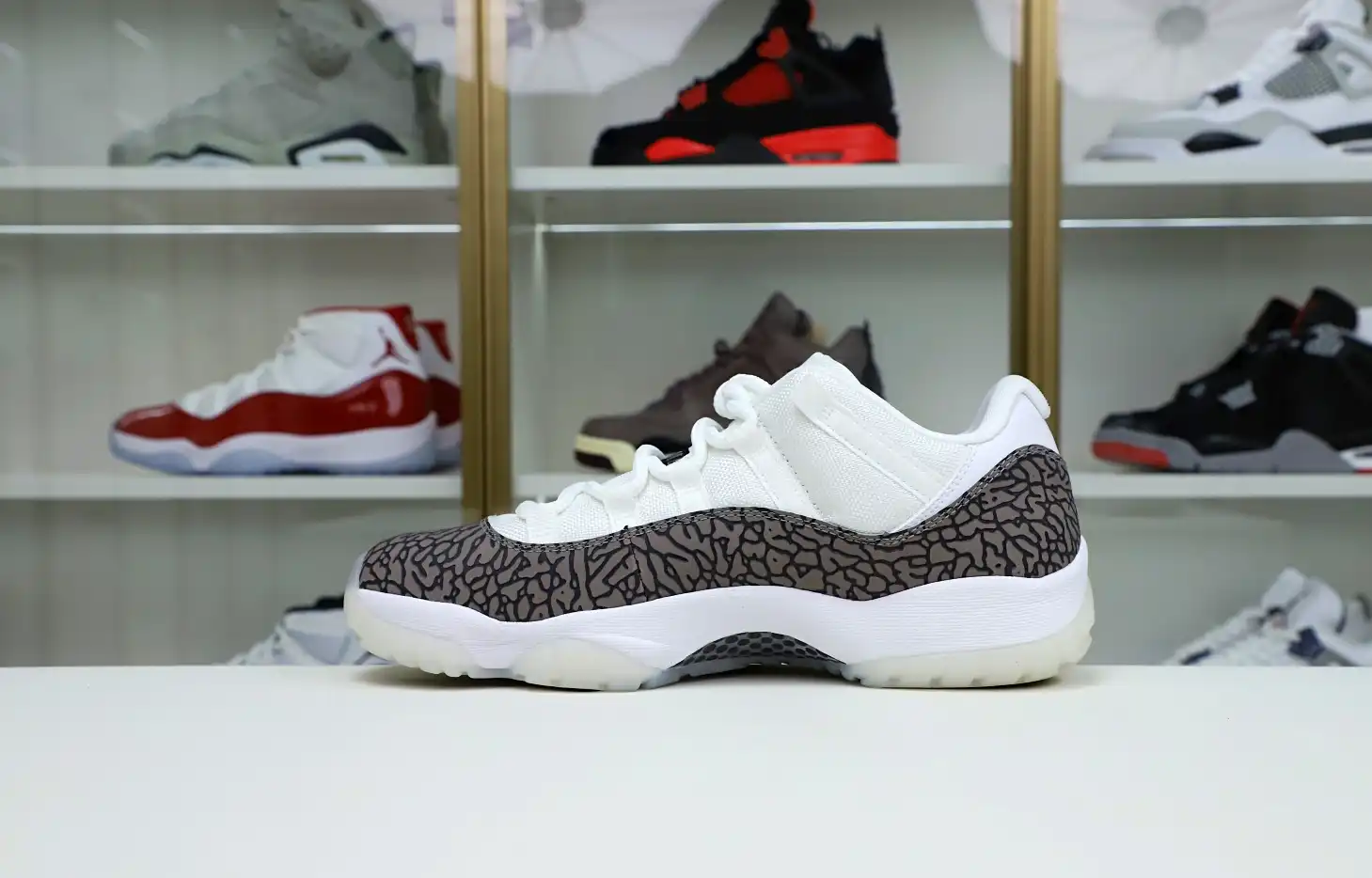 Air Jordan 11