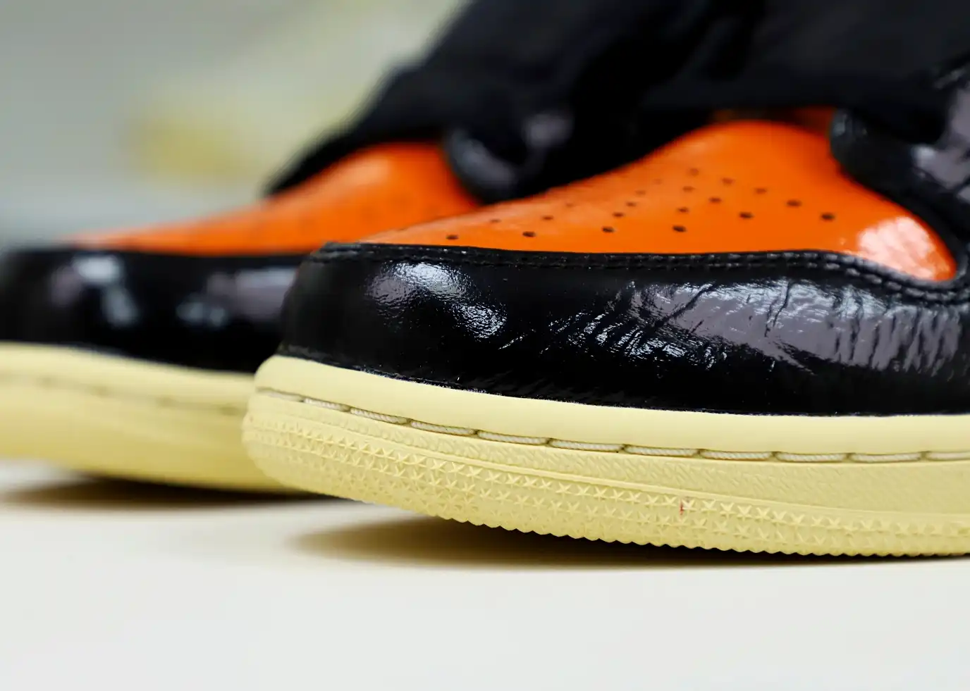 AIR JORDAN 1 RETRO HIGH OG 'SHATTERED BACKBOARD 3.0'