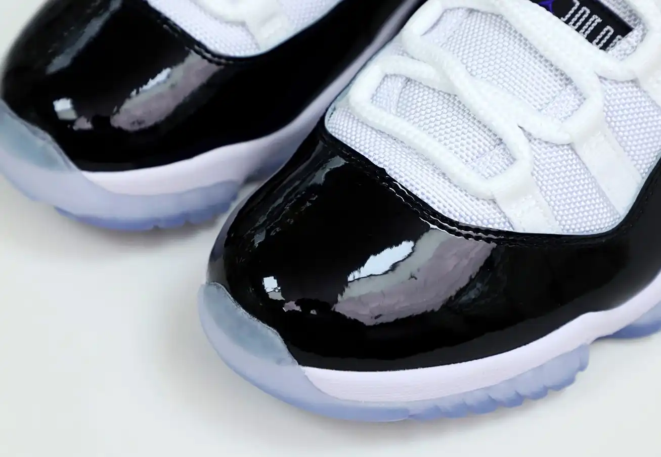 AIR JORDAN 11 RETRO 'CONCORD' 2018