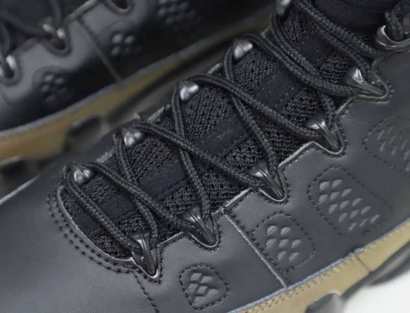 Air Jordan 9