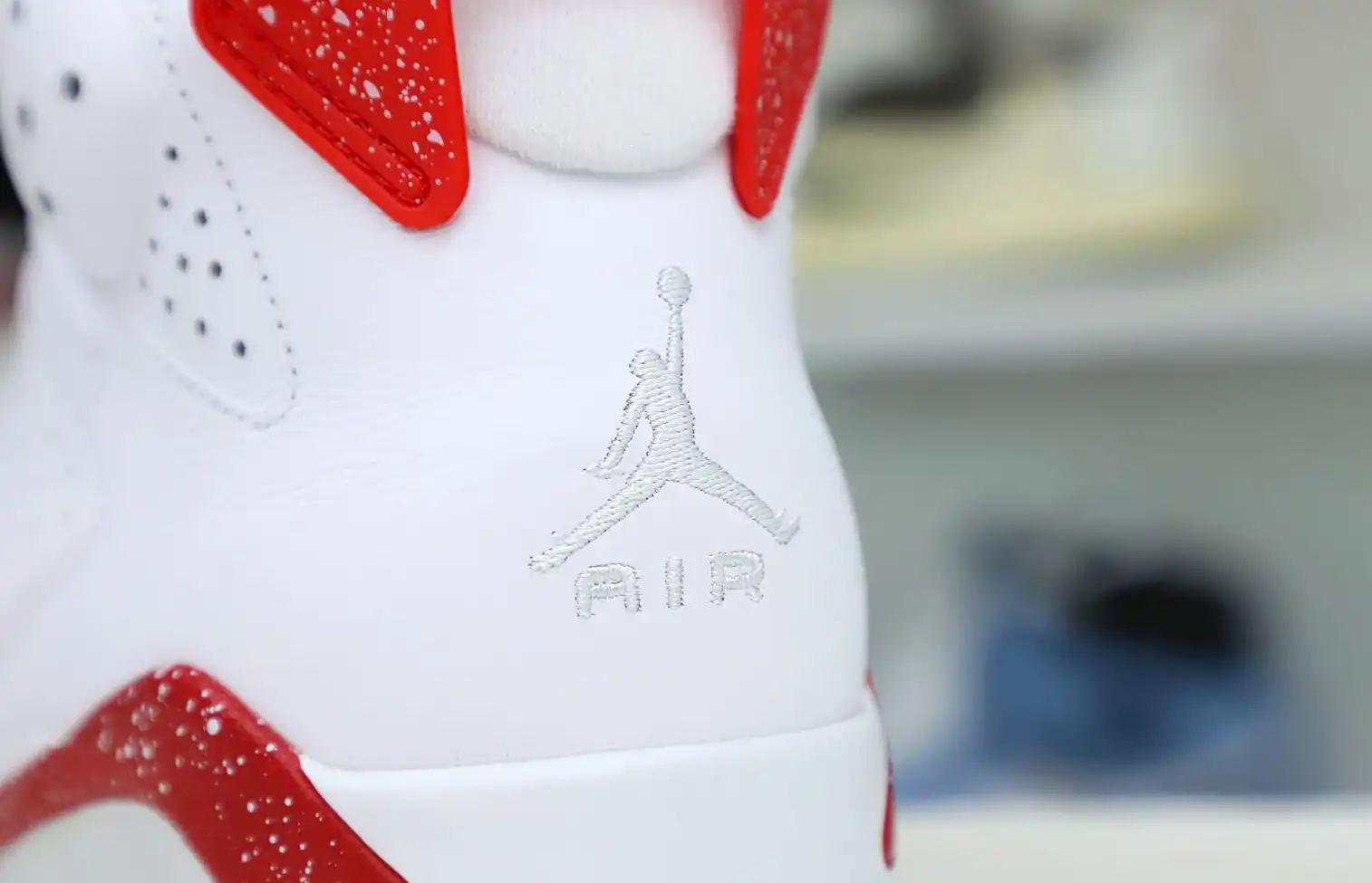 AIR JORDAN 6 RED OREO
