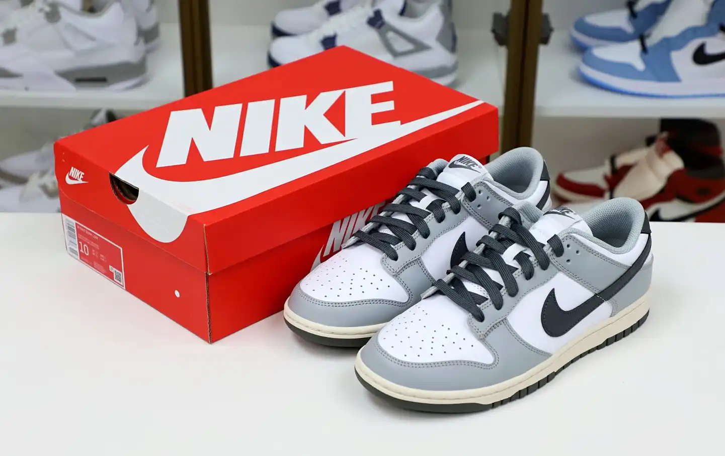 hype Nike Dunk Low  Light Smoke Grey