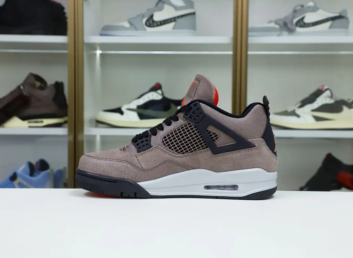 AIR JORDAN 4 RETRO 'TAUPE HAZE'
