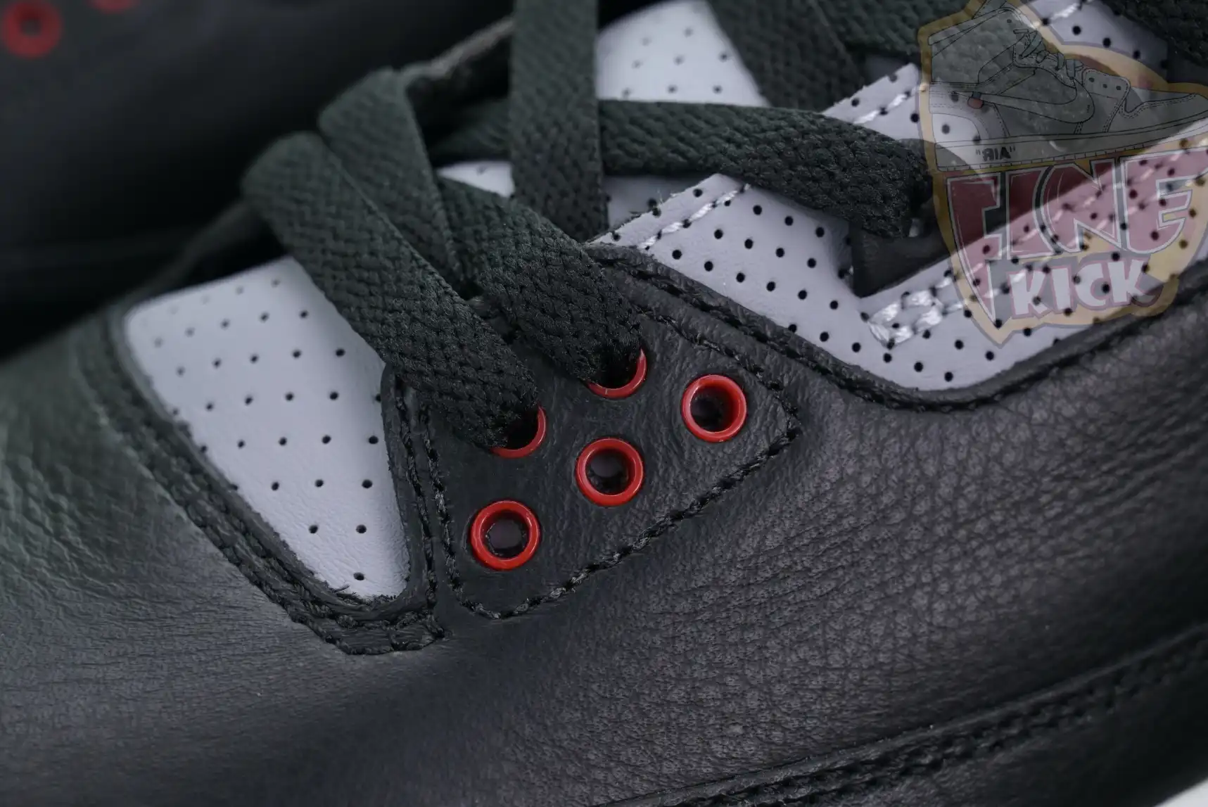 Air Jordan 3“Black Cement Reimagined”