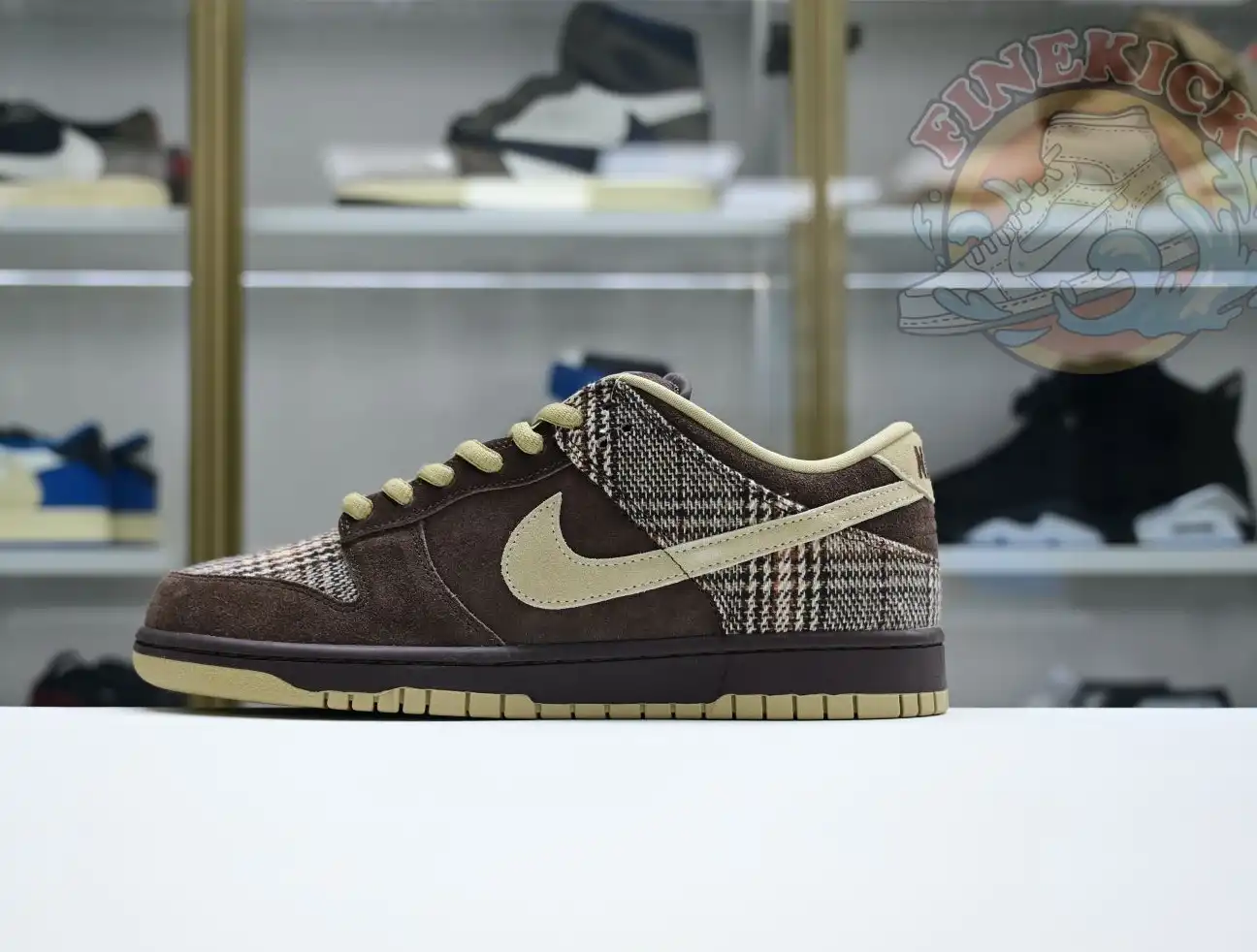 hype Nike Dunk SB Low Tweed