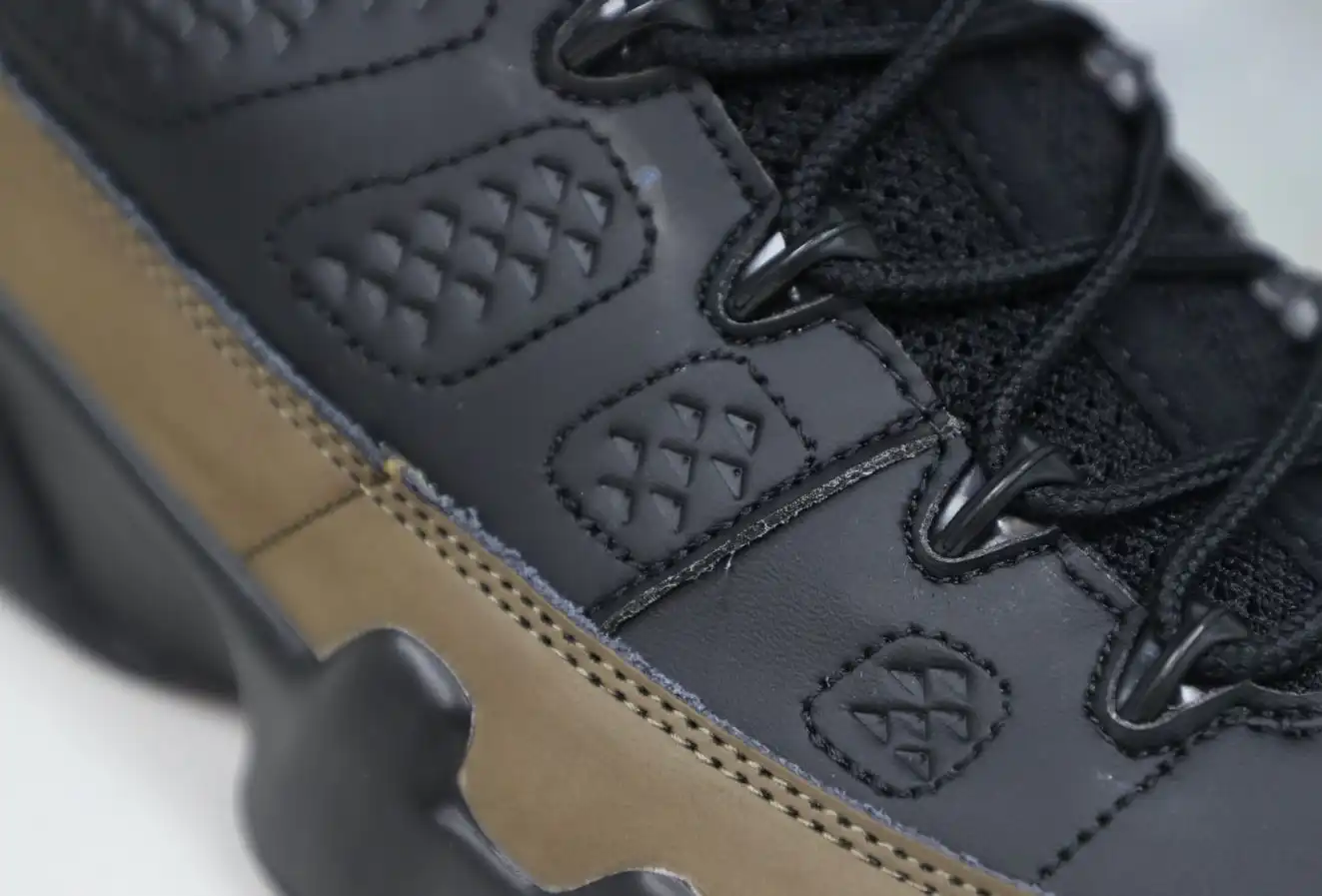 Air Jordan 9