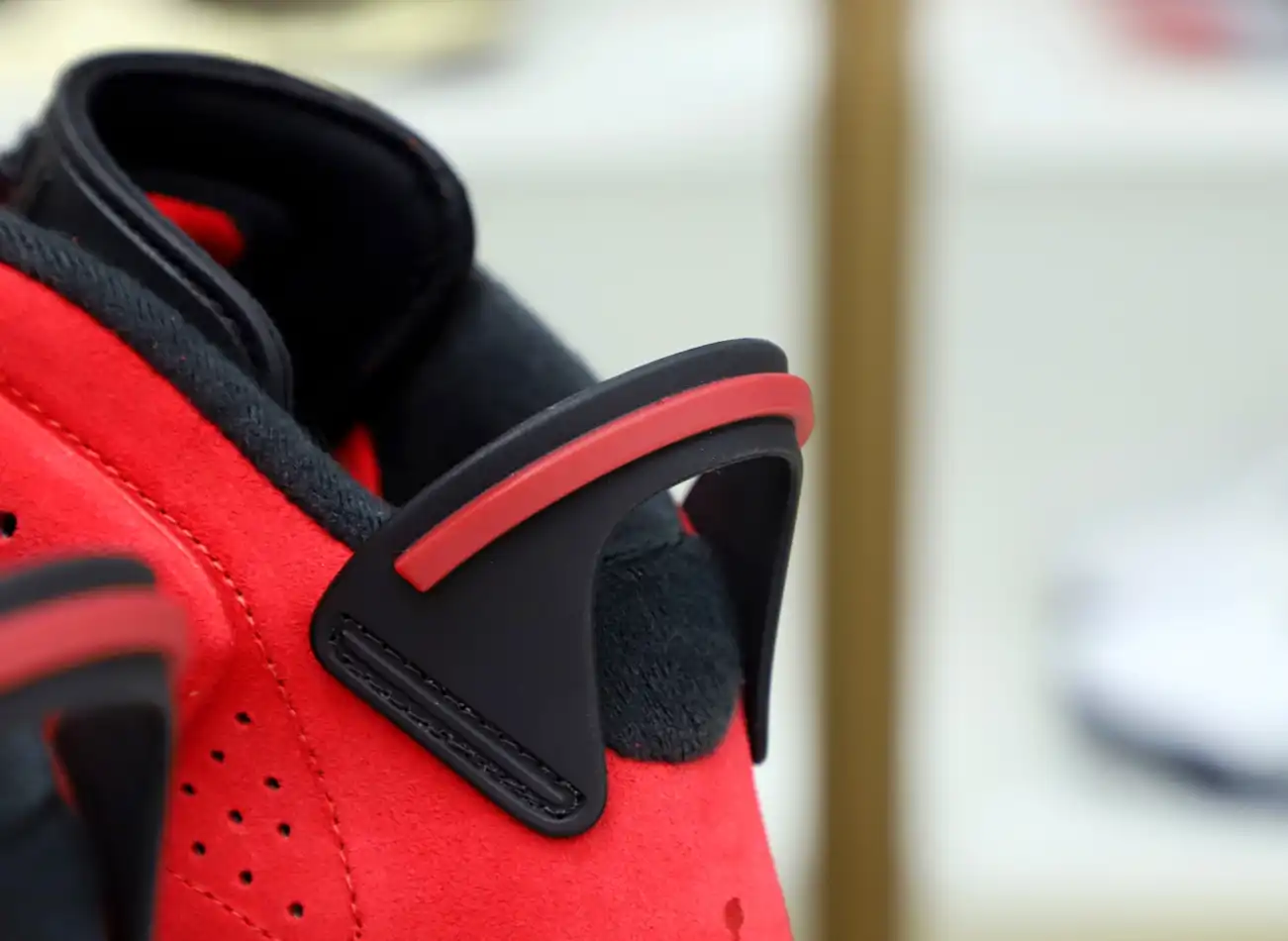 Air Jordan 6 Retro 