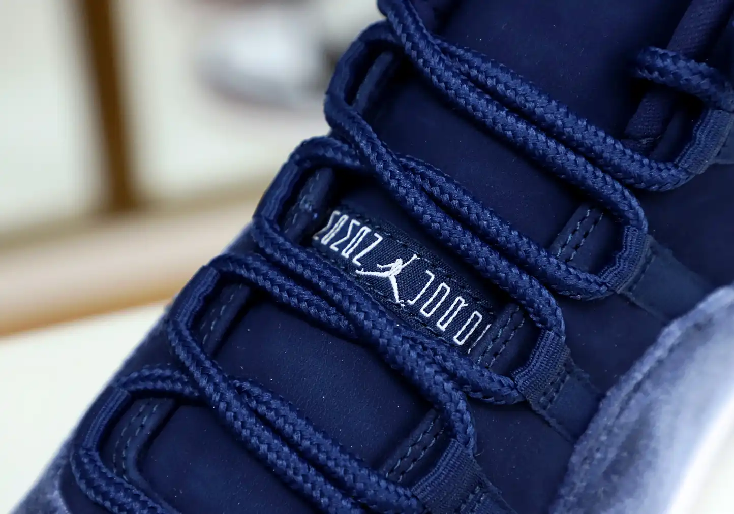 AIR JORDAN 11 RETRO MIDNIGHT NAVY