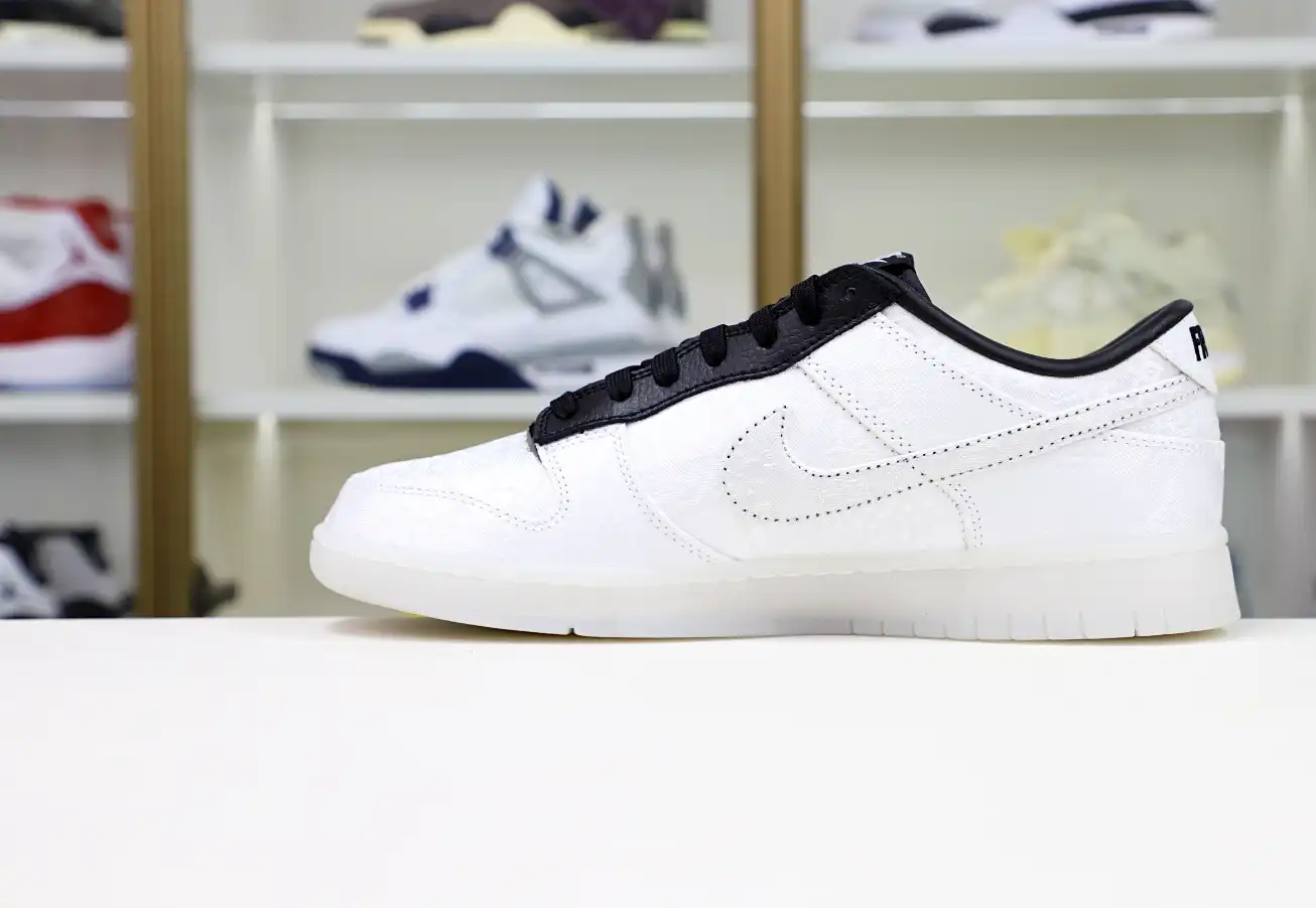 hype Nike Dunk Low x Fragment Design x CLOT