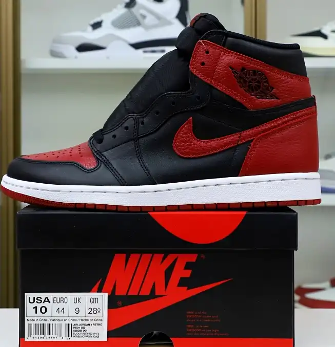 AIR JORDAN 1 RETRO HIGH OG 'BRED'