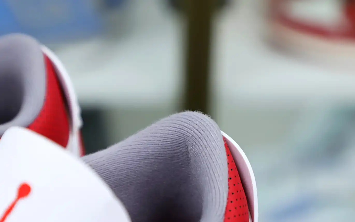AIR JORDAN 3RETRO