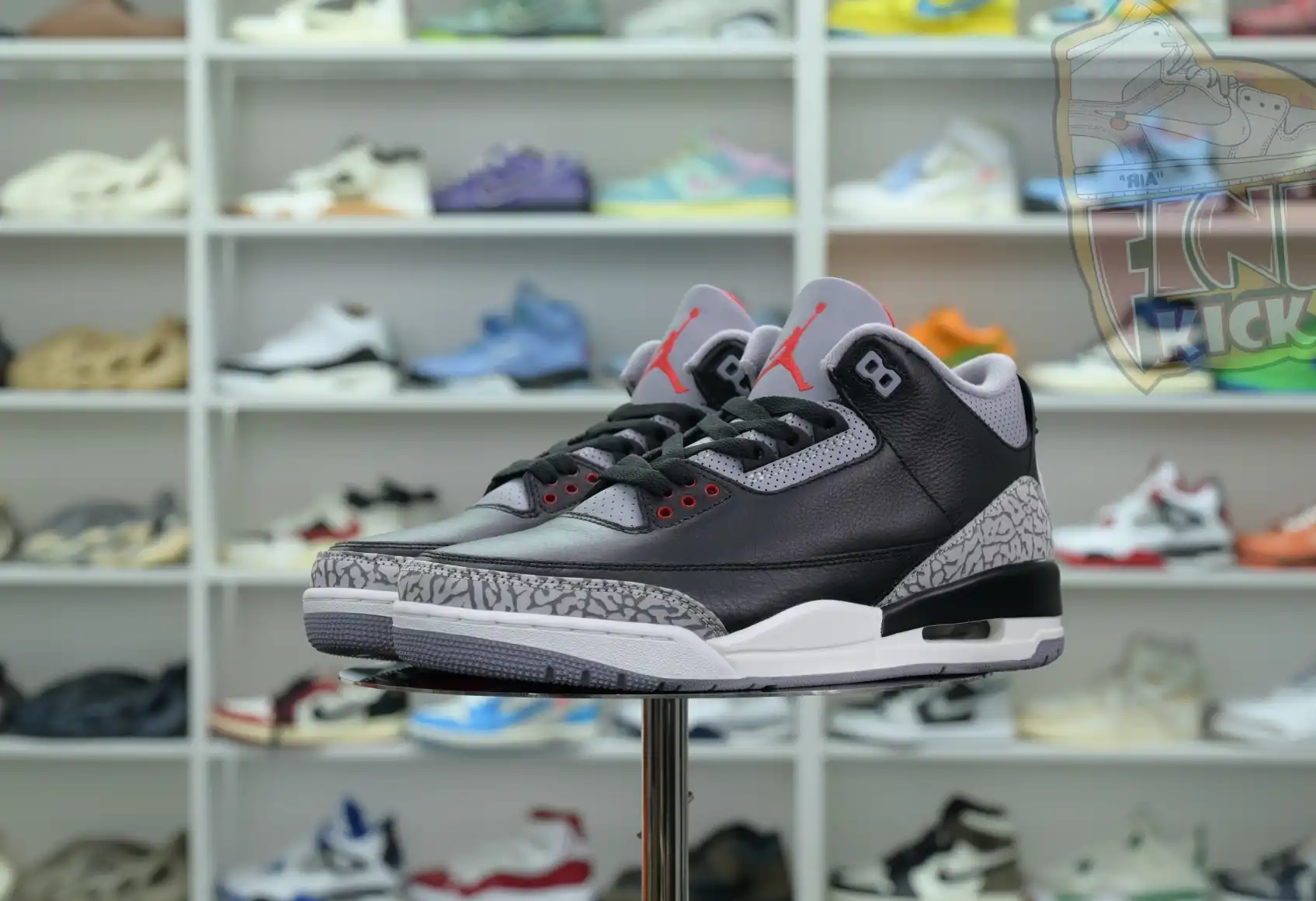 Air Jordan 3“Black Cement Reimagined”