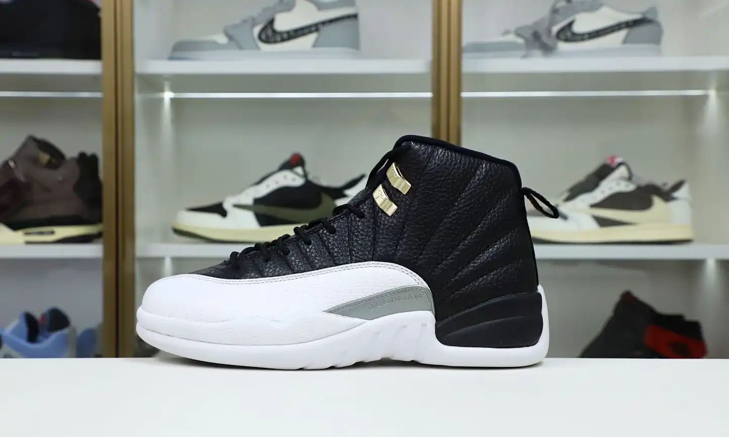 AIR JORDAN 12 RETRO PLAYOFFS 2022