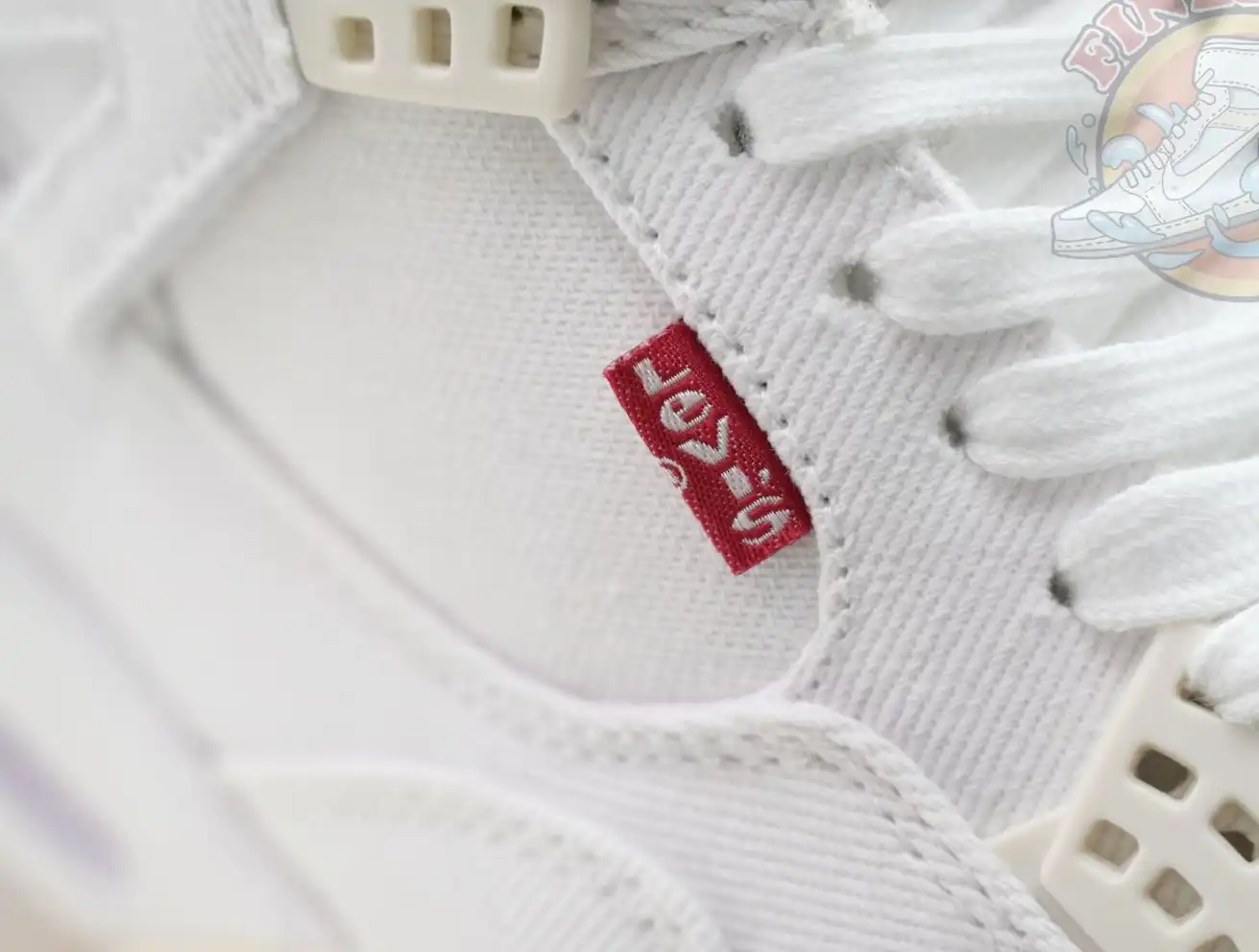 Jordan Air Jordan 4 levis white (levis tag)