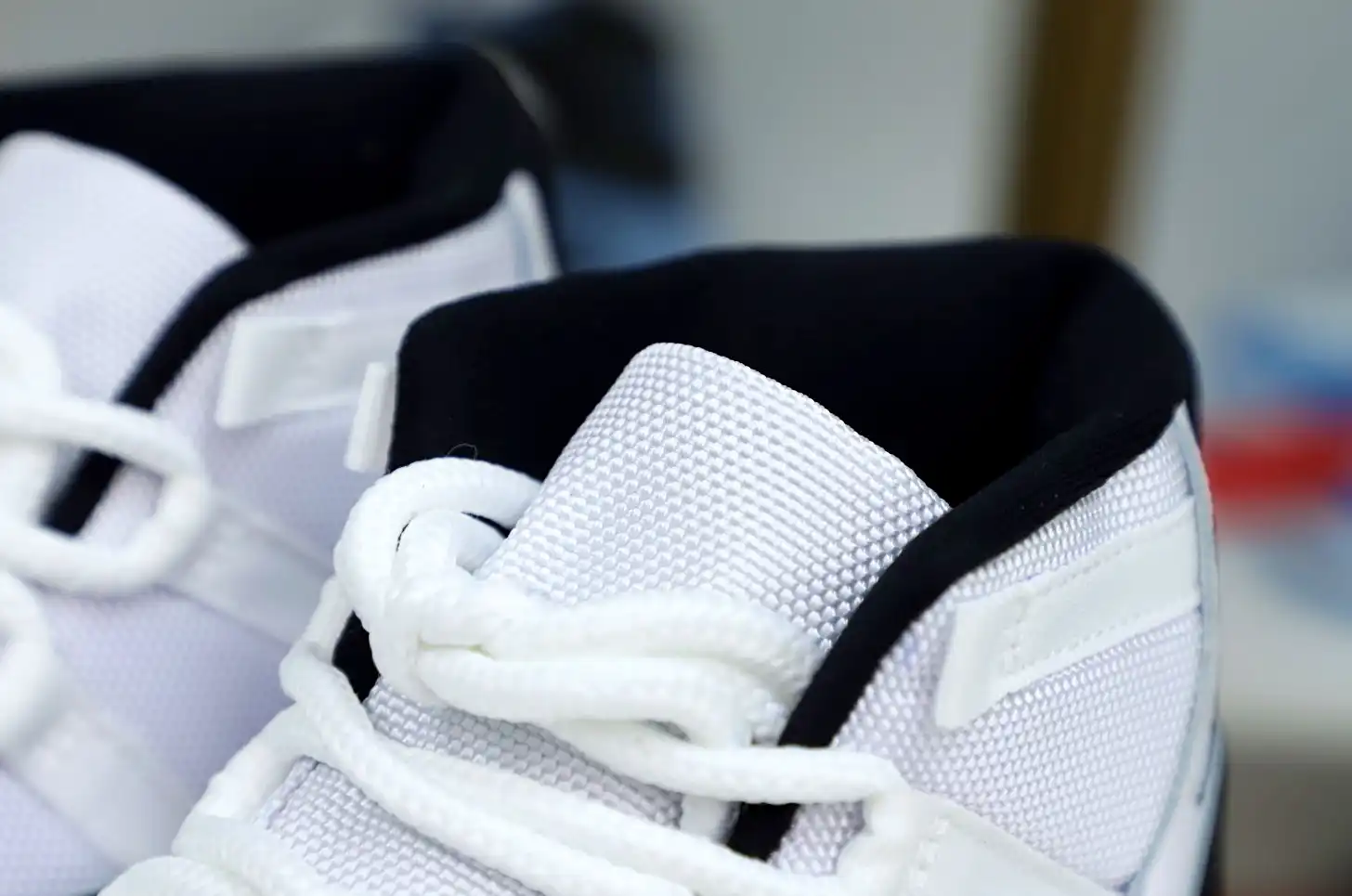 AIR JORDAN 11 RETRO 'CONCORD' 2018